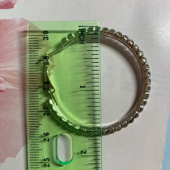 Platinum plated Rhinestone hoop earrings - Picture 4 of 4